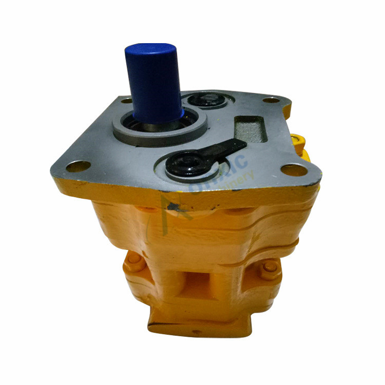 07400-30200 Komatsu Bulldozer D50A/P Tandem Pump